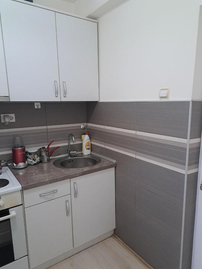 Apartman Sa Panoramom Kruševac Extérieur photo