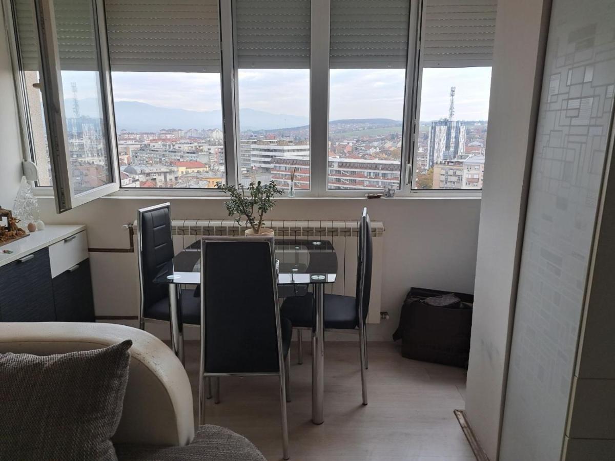 Apartman Sa Panoramom Kruševac Extérieur photo